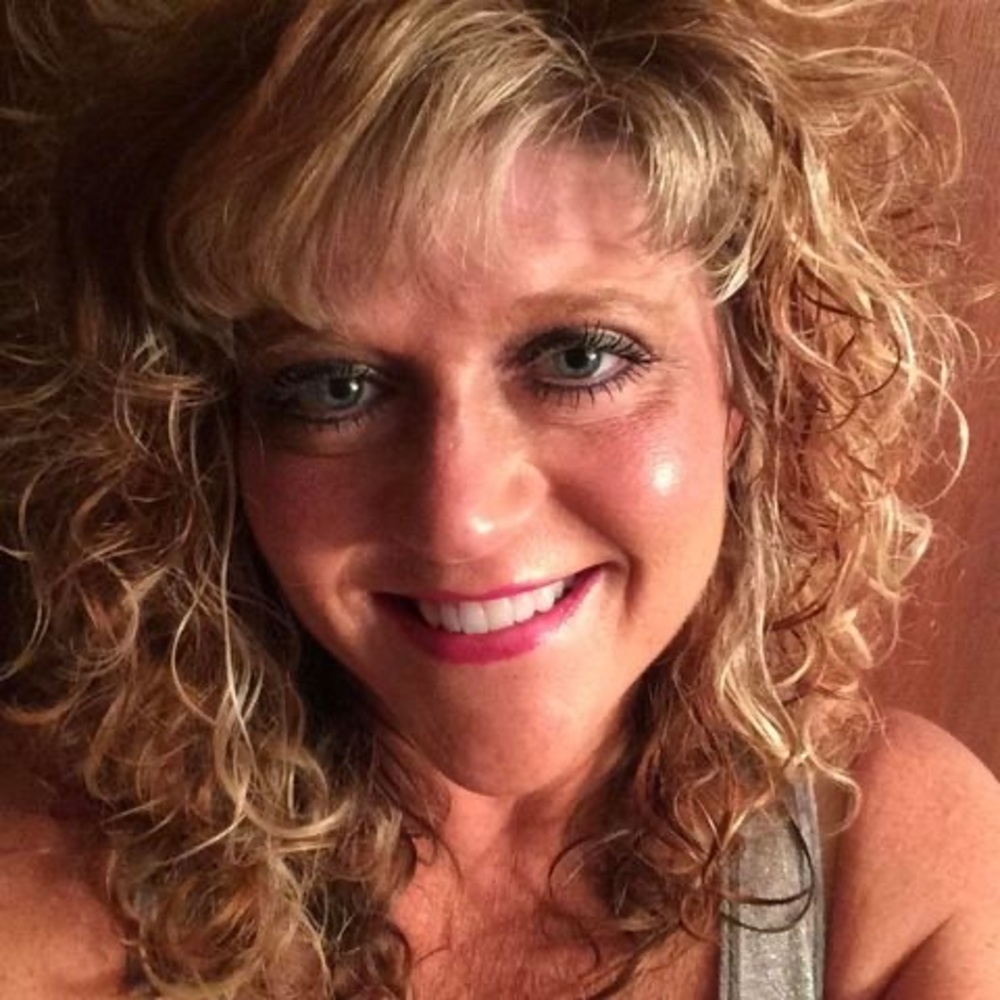Meet your Posher, Carrie